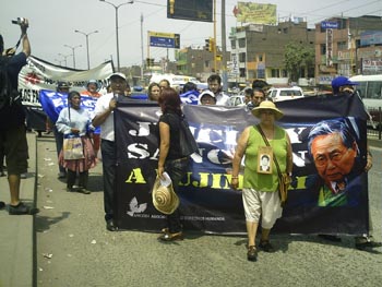 Movilizaci&oacute;n contra Fujimori - Vitarte - 1 marzo 2009